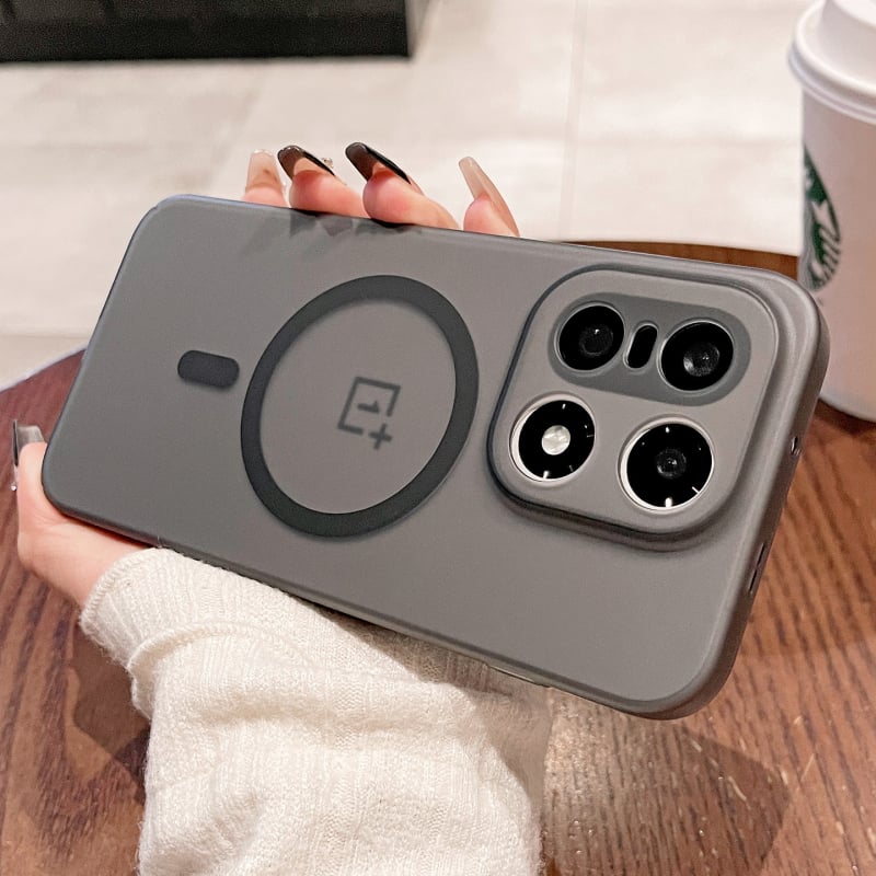 Pouzdro OnePlus 15 s magnetickým nabíjaním, proti pádu, odvádzanie tepla, PC materiál
