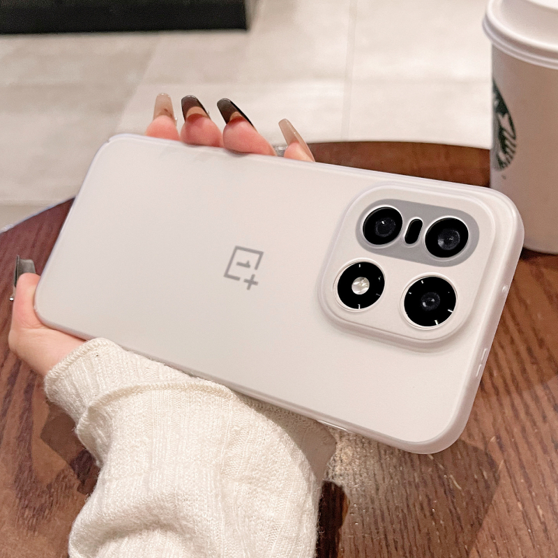 Pouzdro OnePlus 15 s magnetickým nabíjaním, proti pádu, odvádzanie tepla, PC materiál