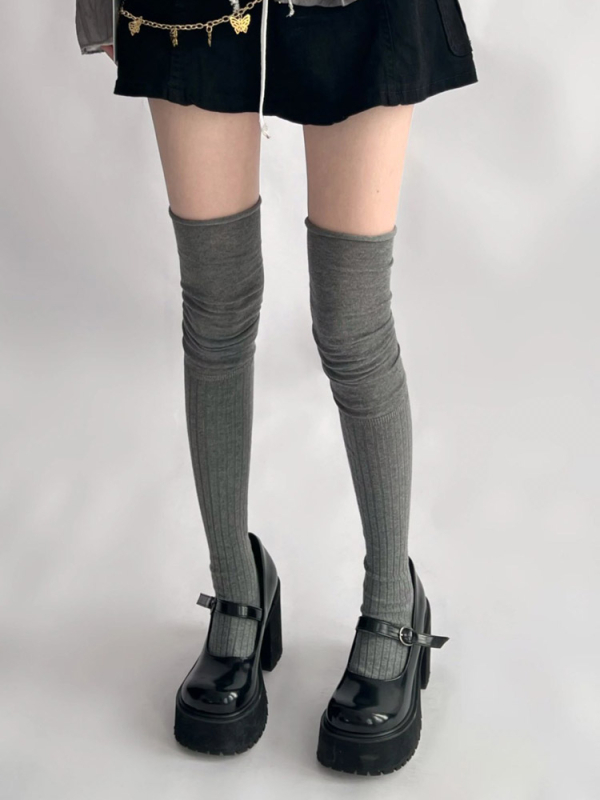 Set șosete peste genunchi și cizme – unisex, material mătase cu flori, model 69850, potrivit pentru sporturi pe gheață și zăpadă