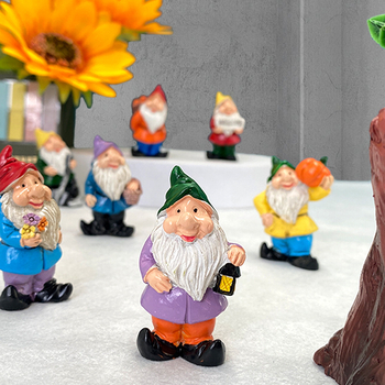 Morning figúrka z živice pre mini záhradný krajinný dizajn – nordický štýl, karikatúrny trpaslík