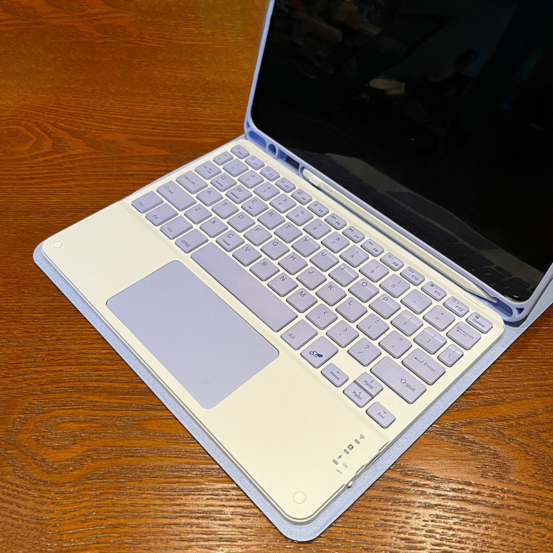 Tastatură Bluetooth cu touchpad pentru tablete — atașare magnetică, asociere instantă, compatibilă cu iPad și tablete Android