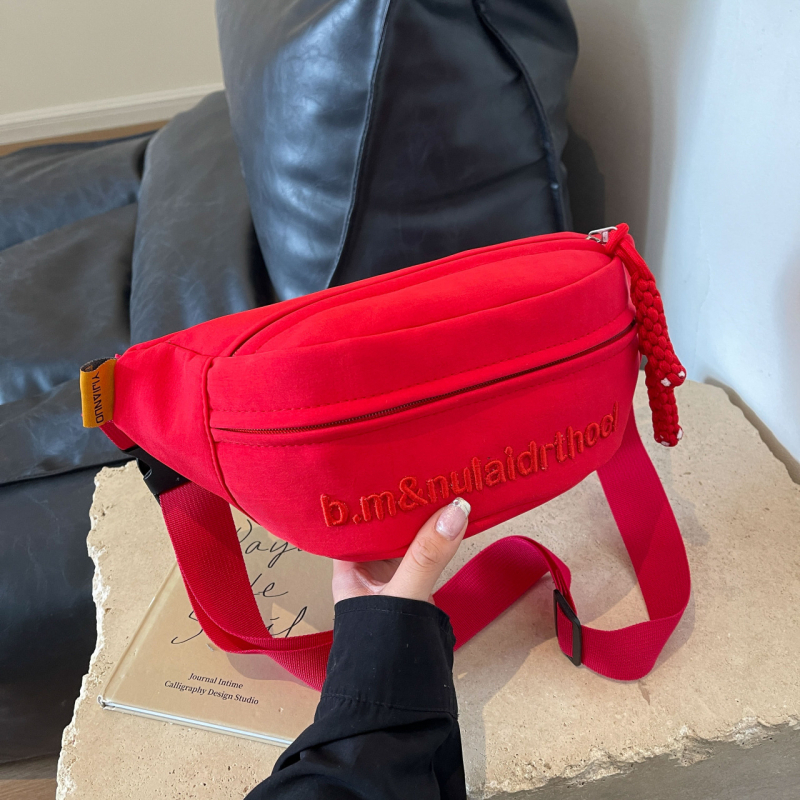 Geantă pentru piept bărbați, stil stradal, nylon, reducerea încărcării, sezon iarna 2024, utilizare zilnică