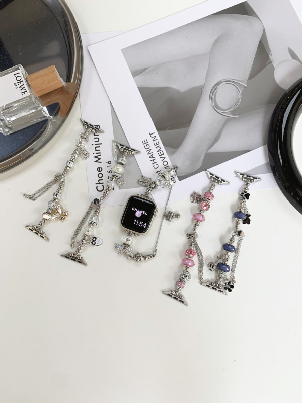 Pingyu metalni remen za Apple Watch s kopčom, izdanje 2023, kompatibilan s Apple Watch