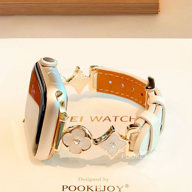 Remienok na Apple Watch – kovový pás s koženým prvkom a motívom štyroch listov; kompatibilný s Apple Watch; rozhranie veľkosti na mieru; zapínanie podľa detailov; podnikateľský štýl