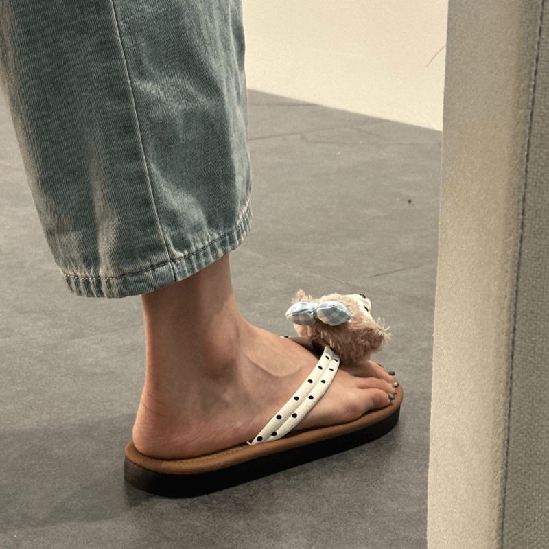 Moteriškos karikatūrų paplūdimio šlepetės su minkšta PVC padu, kvėpuojančios, plokščias padas, pado storis 0–3 cm