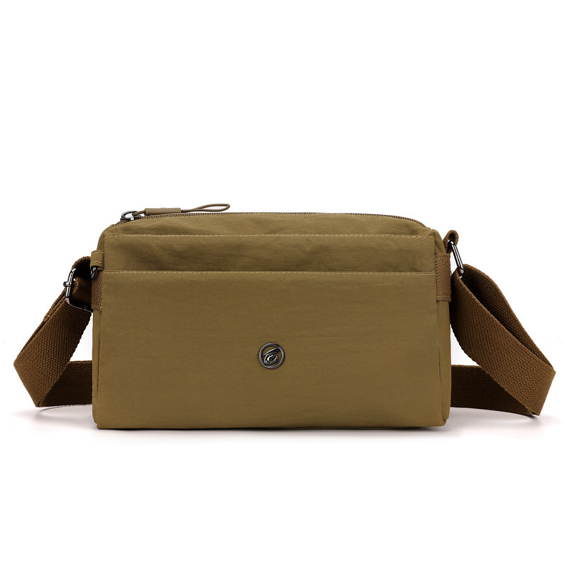 Crossbody torba - urbani minimalistički stil, Oxford plat, horizontalni kvadratni oblik, zatvaranje na zip