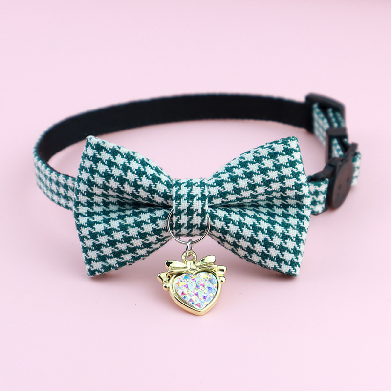 Colier pentru animale de companie cu clopoțel, carouri houndstooth, din bumbac-poliester, Aurora Pet