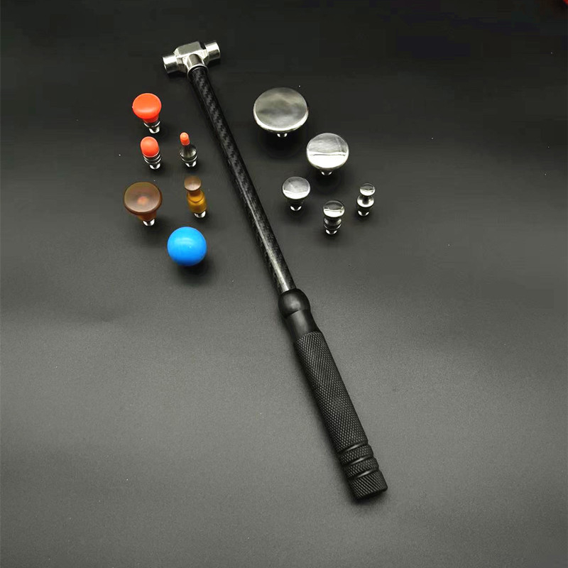 Oglekļa šķiedras āmurs automašīnas izlīdzināšanai – sitējs un izlīdzināšanas rīks bez pēdām