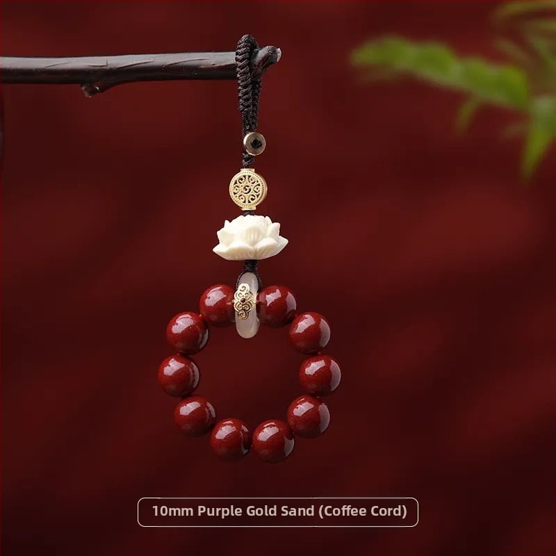 Cinnabar karoliai su viduramžių stiliumi ir literatūrinio retro detalėmis, 2025 m. pavasaris leidimas.