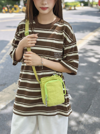 Geantă pentru telefon mobil crossbody | Nailon, închidere cu șnur, formă verticală pătrată, stil street fashion, căptușeală poliester