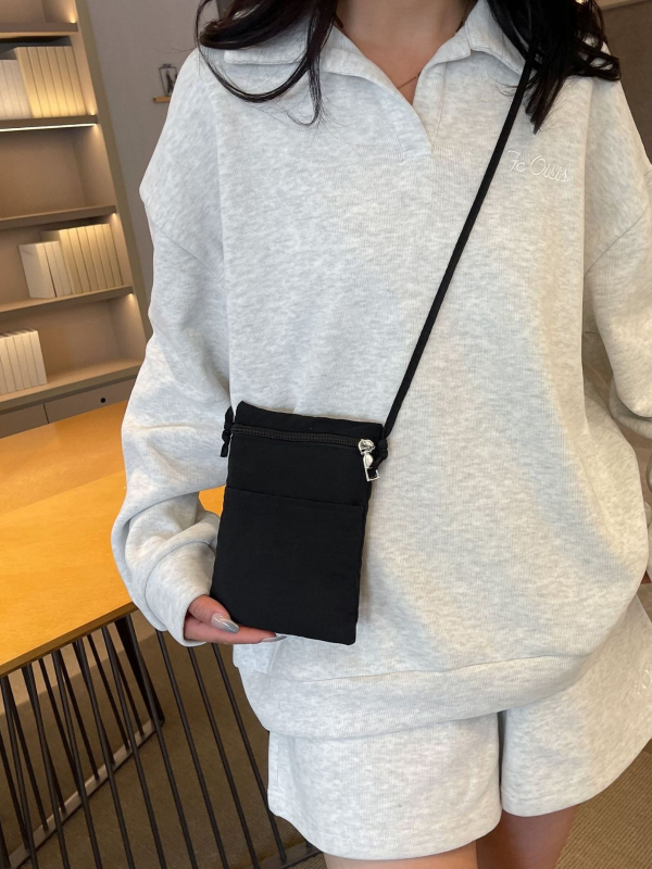 Najlon torbica za mobitel, zatvarač, vertikalni kvadratni oblik, crossbody, unisex, gradski stil, ljeto 2024