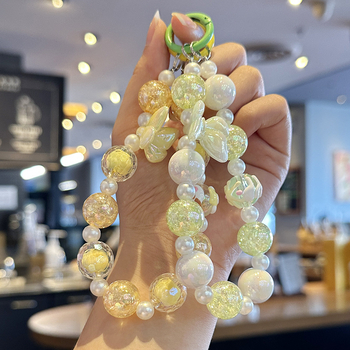 Mobilná reťaz s perličkami s motívom motýľa, akrylový materiál, roztomilý štýl, prívesok na kľúče