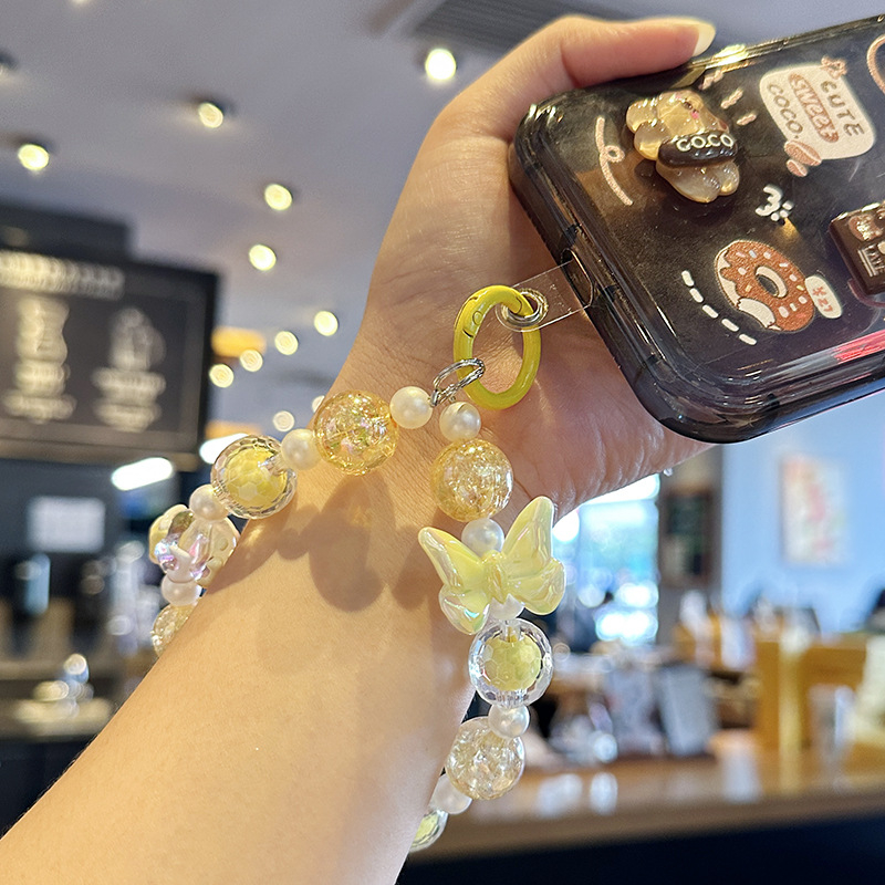 Mobilná reťaz s perličkami s motívom motýľa, akrylový materiál, roztomilý štýl, prívesok na kľúče