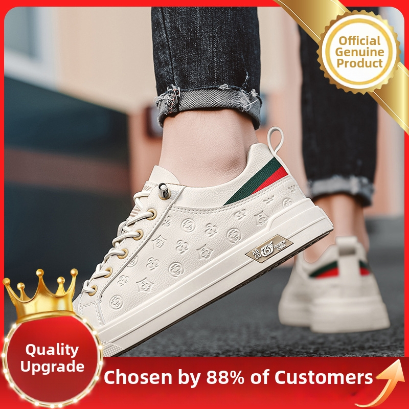 Férfi mokaszlin micro-szálas felsővel, hegyes orr, gumírozott talp, elülső pántos zárás, kényelmes viselet