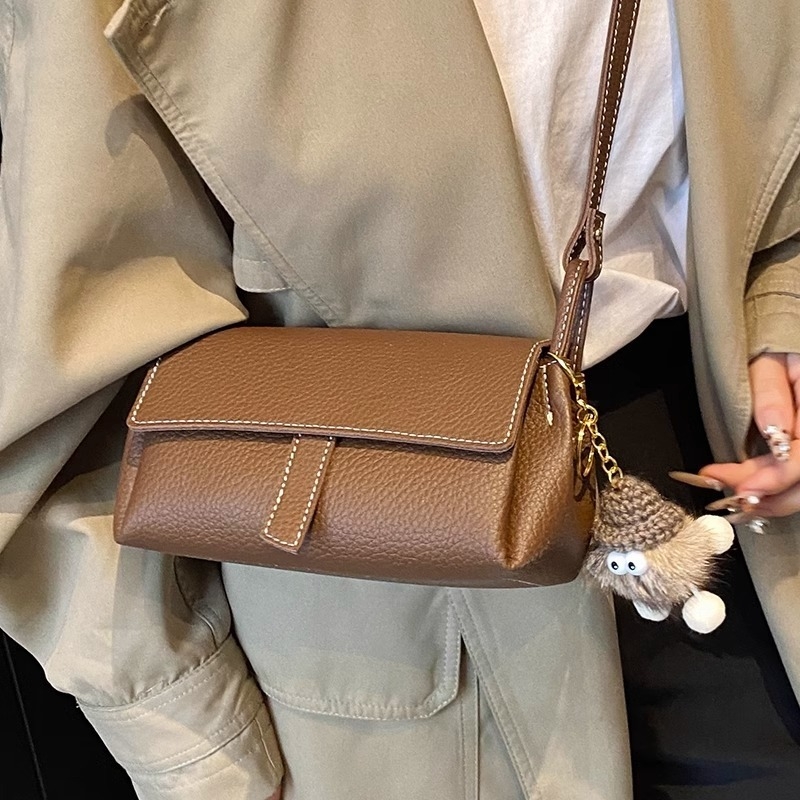 Dámska taška s vankúšikom - mini štvorcový štýl, PU podšívka, zapínanie na zips, štýl Mix and match, značka Unique, uvedené jar 2018