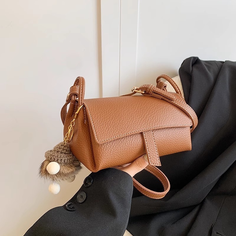 Dámska taška s vankúšikom - mini štvorcový štýl, PU podšívka, zapínanie na zips, štýl Mix and match, značka Unique, uvedené jar 2018