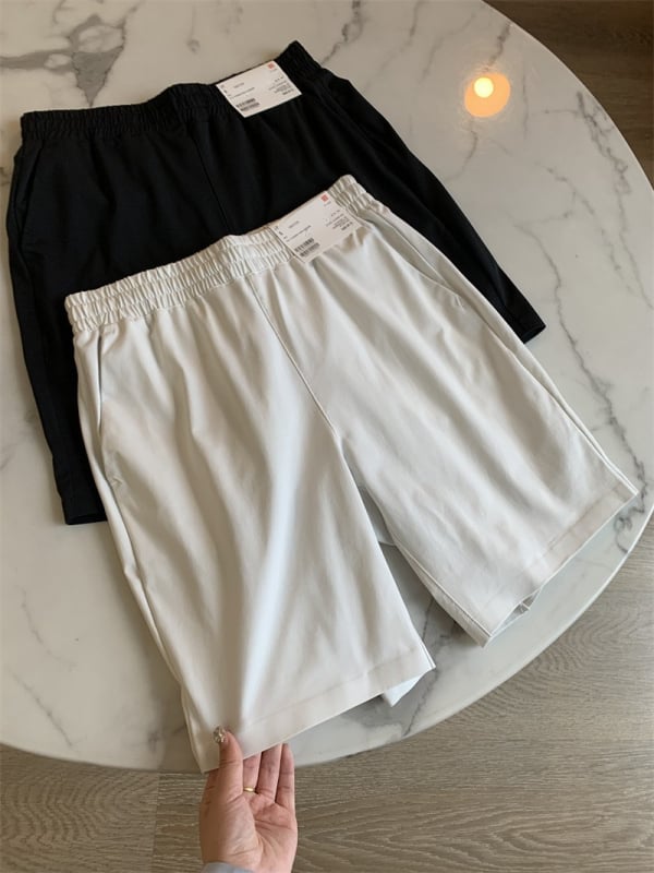 Мъжки спортни къси панталони - отвежда влагата, бързосъхнещи, еластична талия; Материя: полиестер; смеси от синтетични влакна; Дължина: къси; Кройка: права; Сезон: лято