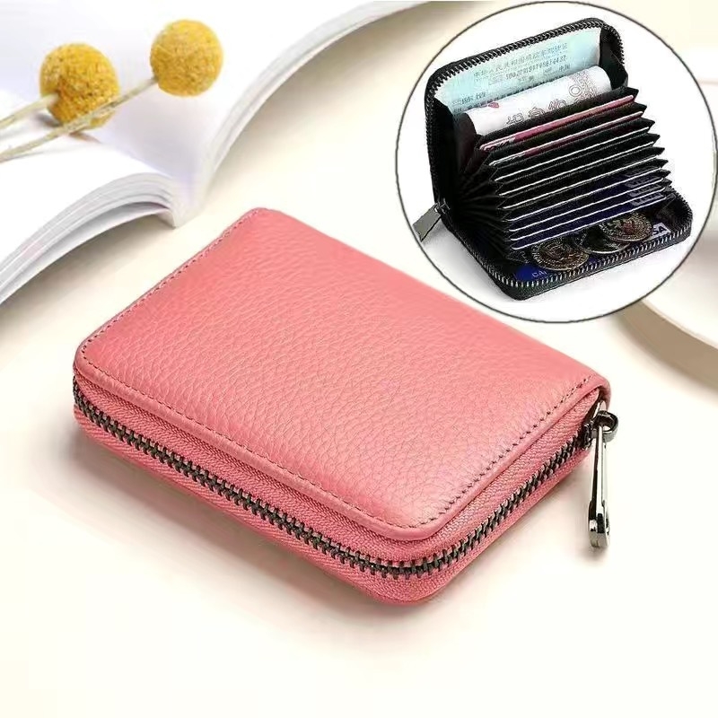 Držač kartica ultra-tanki dizajna, anti-demagnetizacijska zaštita, velika kapaciteta, višestruki pretinci (Materijal: PU; Podstava: kravlja koža; Unisex)