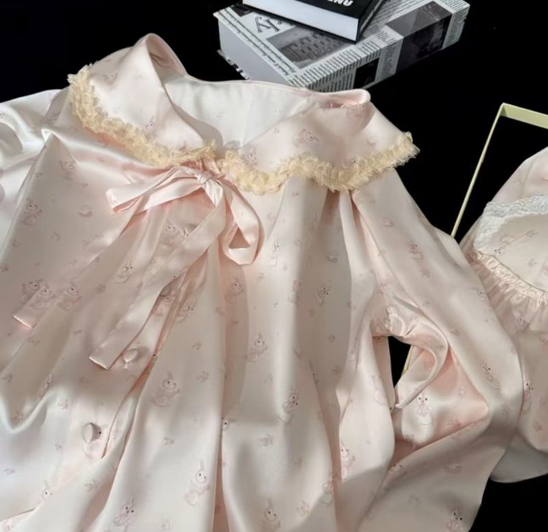 Sea Salt Bunny Ice Silk nakts komplekts ar karikatūru apdruku, šorti, krūšu spilventiņš – četru daļu komplekts