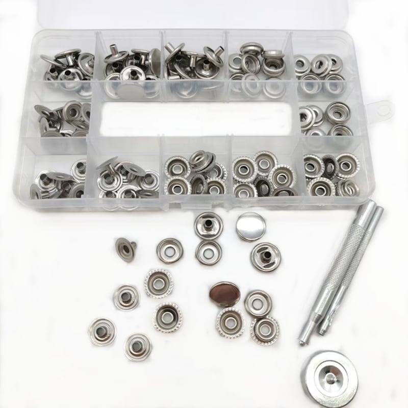 Метален комплект за монтаж на копчета snap — неръждаема стомана; подходящ за якета, дънки, палатки, панталони и платнени чанти; марка Mogi