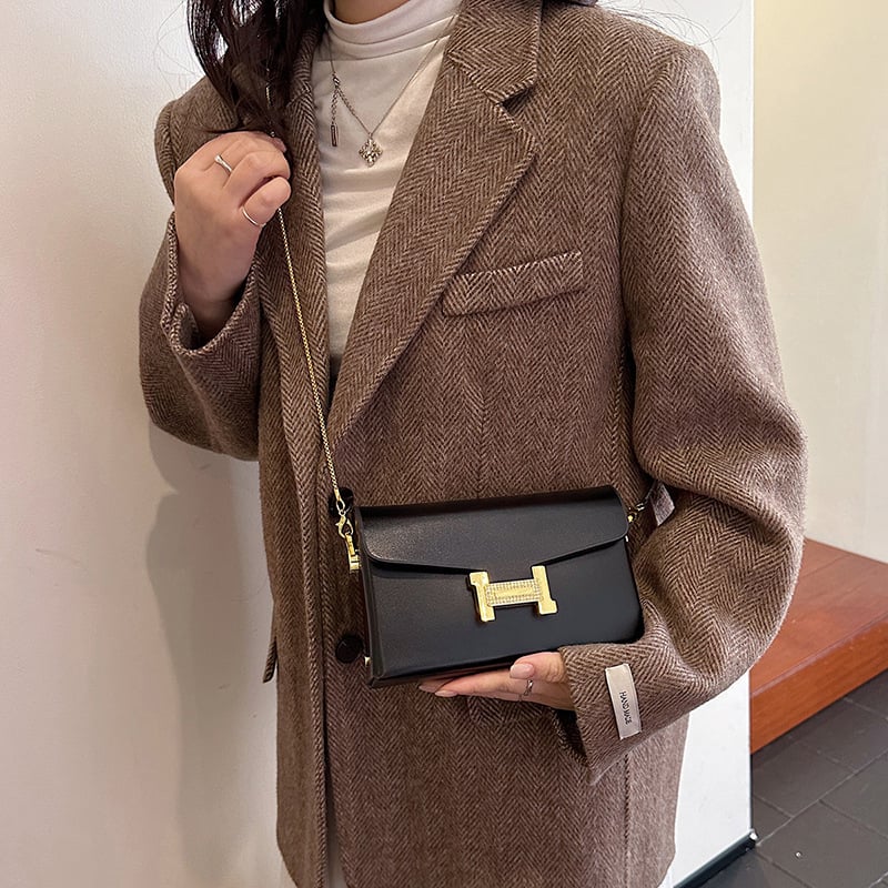 PU anyagú crossbody táska, vízszintes négyszög alakú, zár, poliészter-pamut bélés