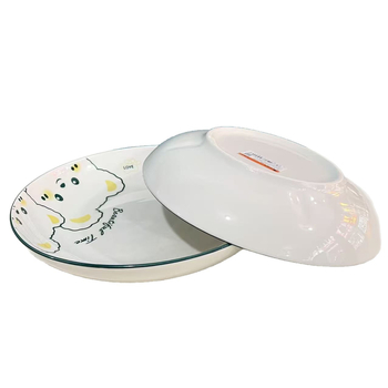 Porcelán étkészlet: tálak, tányérok és lapok aranyos medve motívummal, underglaze színnel, mikrohullámú sütőben is használható, kerek formájú