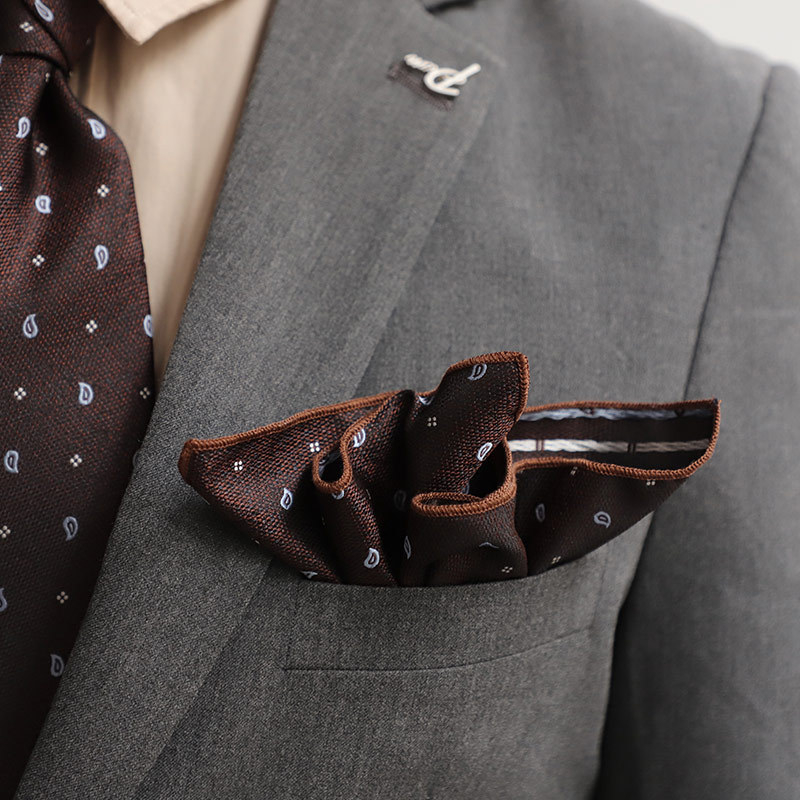 Vīriešu kabatas kvadrāts ar retro dizainu un punktu rakstu (Materiāls: poliestera šķiedra; Stils: vakara apģērbs; Apstrādes metode: Jacquard; Raksts: punktveida; Dzimums: vīrietis)