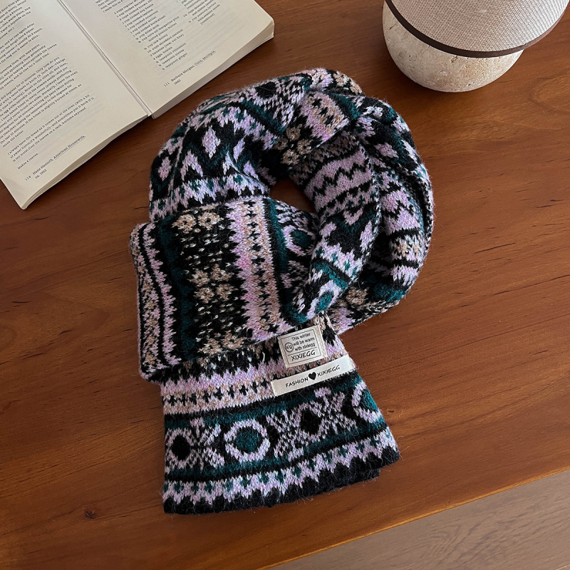 Pleteni šal s džepom i quilted dizajnom, warp knitting tehnologijom, vunena smjesa, zadržava toplinu zimi, srednja duljina