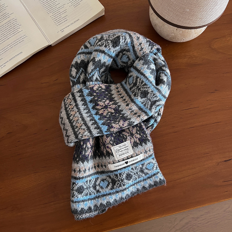Pleteni šal s džepom i quilted dizajnom, warp knitting tehnologijom, vunena smjesa, zadržava toplinu zimi, srednja duljina