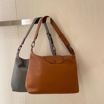 Kožna crossbody torba u hoboskom stilu, velika kapaciteta, PU podstava, proljeće 2025