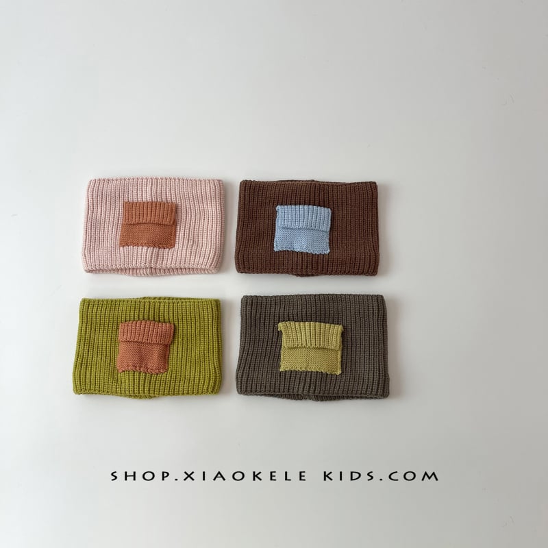 Lányoknak szóló gyapjú sál, monokróm, warp-kötésű téli nyakmelegítő