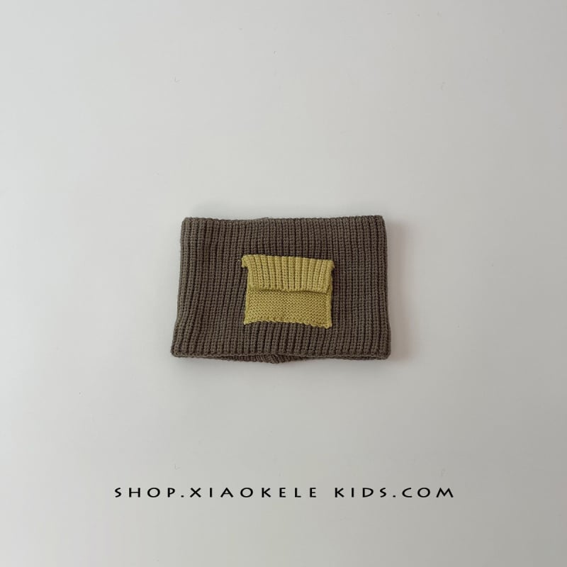 Lányoknak szóló gyapjú sál, monokróm, warp-kötésű téli nyakmelegítő