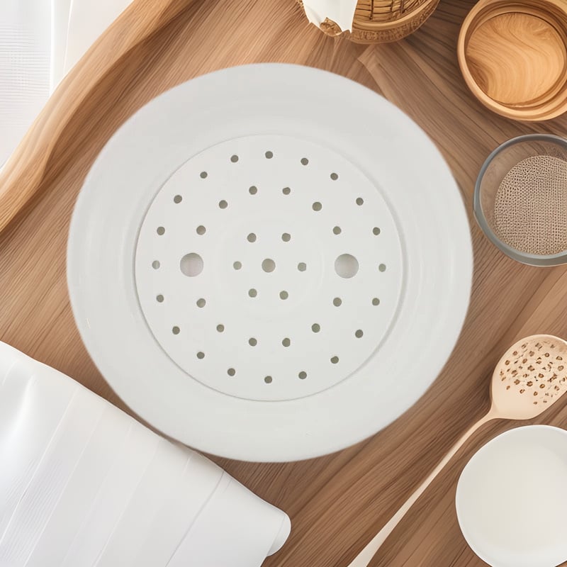 Gőzölő tálca, kör alakú porcelánból, alglazúros felülettel, mikrohullámú sütőben használható