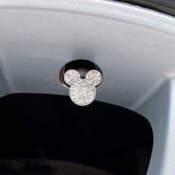 Capac ventil anvelope auto cu diamant în formă de ursuleț | metalic, model: ursuleț, universal, protecție împotriva prafului și decorativ