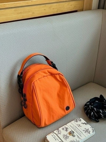 Torba preko ramena u obliku školjke, Oxford materijal, zatvarač, unutarnja ID džep, jedan remen