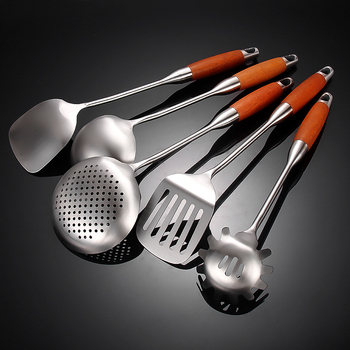 Yanxing set kuhinjskih alata od nehrđajućeg čelika s drškom od krušnog drveta — lopatica, skimmer, jušna žlica