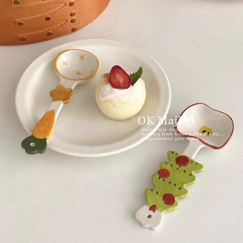 Kerámiás kanál – friss és aranyos kreatív stílus felnőtteknek, változatos minták (Anyag: kerámia; Alkalmas: felnőttek; Minta: változatos; Stílus: kreatív; Stílus típusa: friss és aranyos)