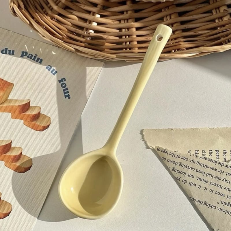 Keramička žlica Leap art – skandinavski stil, jednobojni uzorak