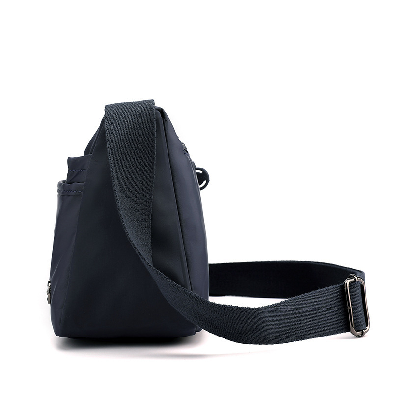 Aotian crossbody torbica od Oxford platna, vodoravni kvadratni oblik – zatvaranje na zip, laminirani pretinac, trodimenzionalan vanjski dizajn