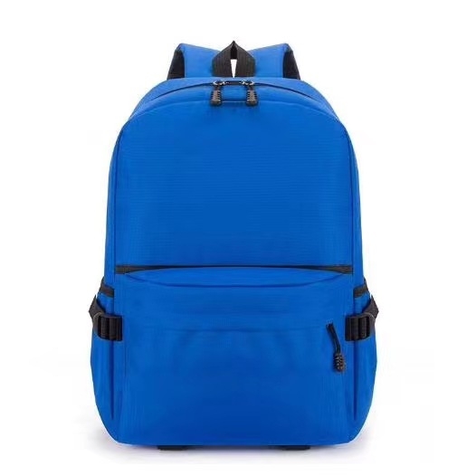 Putni ruksak od Oxford platna, vodootporan, kapacitet 20-35L, reljefne kožne detalje, zakrivljene naramenice