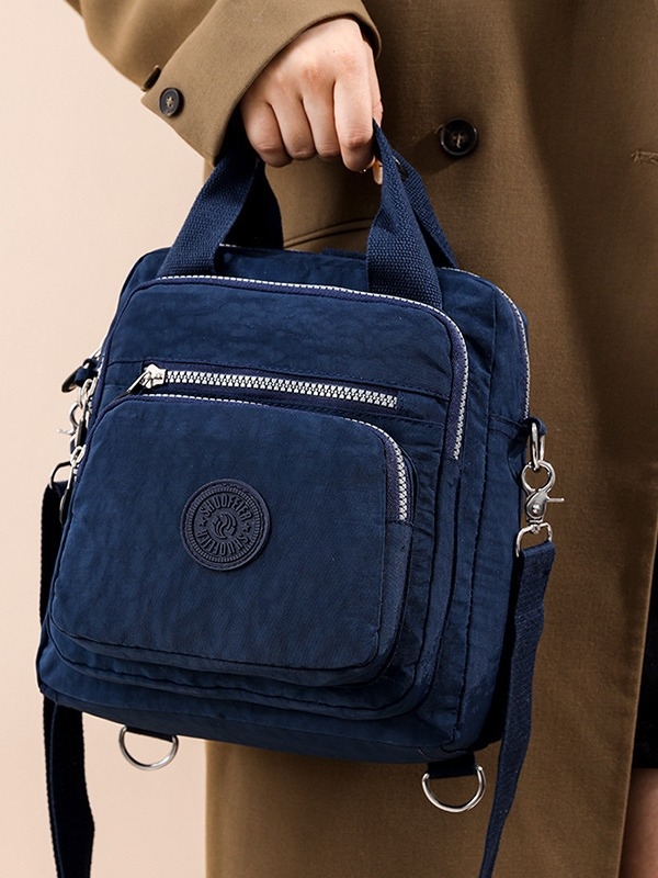 Krosbody torba za posao, velika kapaciteta, vertikalno kvadratnog oblika, Oxford materijal, zatvaranje na zatvarač, unutarnja džep sa zatvaračem, samo jedan kaiš