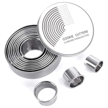 Rozsdamentes acélból készült kör alakú tortaforma mousse gyűrűvel és görbült éllel, 12 darabos készlet