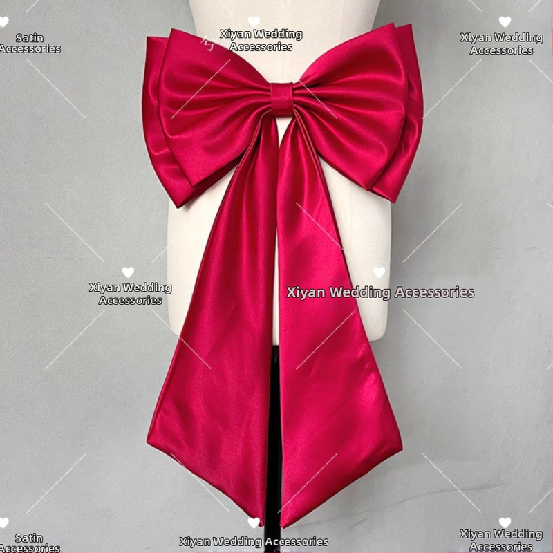 Vestuvių satino lankas – War Horse, Produkto kodas 001, suaugusiesiems, 2025 m. vasaros pristatymas