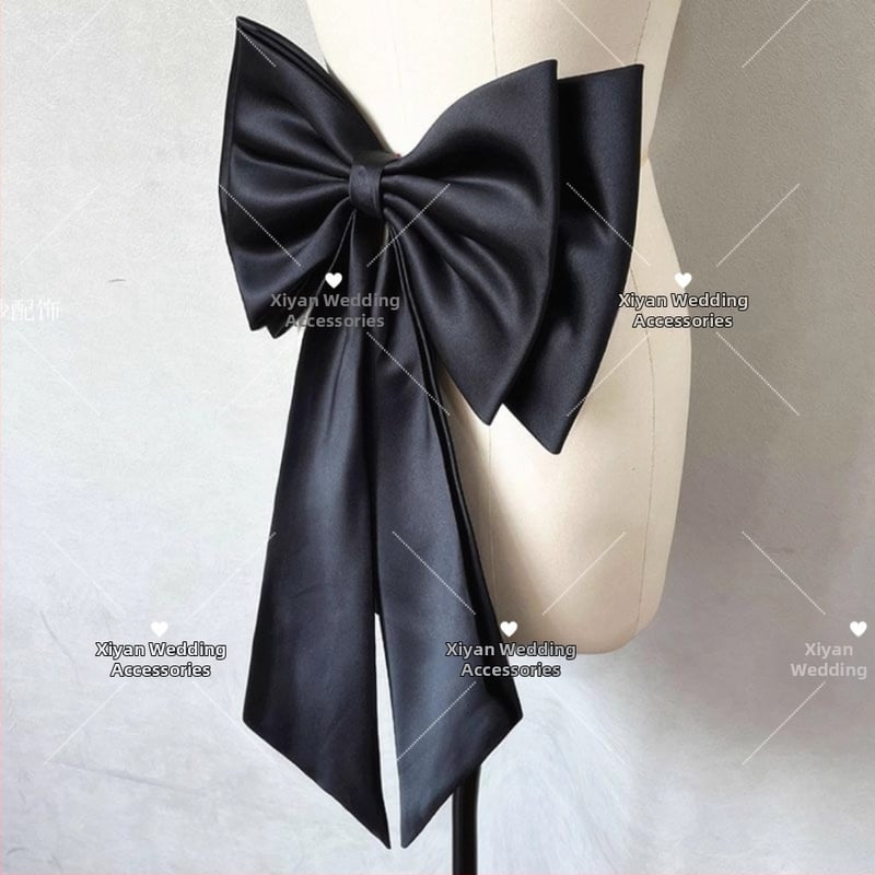 Γαμήλιο σατινένιο φιόγκο – War Horse, Κωδικός προϊόντος 001, για ενήλικες, Καλοκαίρι 2025