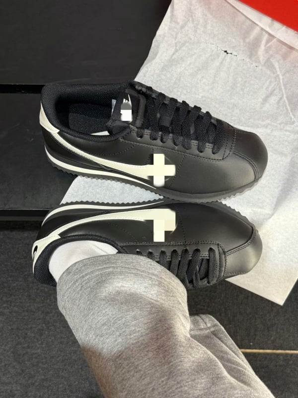 Παπούτσια Τρεξίματος με Δερμάτινο Άνω, Σόλα Καουτσούκ, Τεχνολογία Απορρόφησης Κραδασμών, Δέσιμο με Κορδόνια, Όλες οι Εποχές