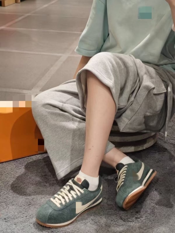 Παπούτσια Τρεξίματος με Δερμάτινο Άνω, Σόλα Καουτσούκ, Τεχνολογία Απορρόφησης Κραδασμών, Δέσιμο με Κορδόνια, Όλες οι Εποχές