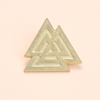 Kitűző - Ötvözet, Geometria, Eredeti tervezés; Forma: Más; Feldolgozási technológiája: Sütéses festés; Funkciók: Emlékeztet, Díszítés, Többszörös felhasználás