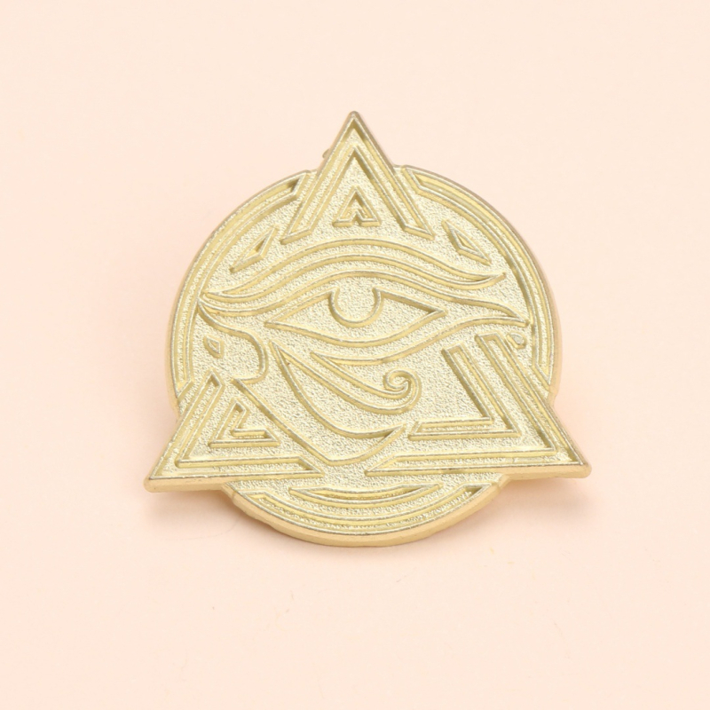 Kitűző - Ötvözet, Geometria, Eredeti tervezés; Forma: Más; Feldolgozási technológiája: Sütéses festés; Funkciók: Emlékeztet, Díszítés, Többszörös felhasználás