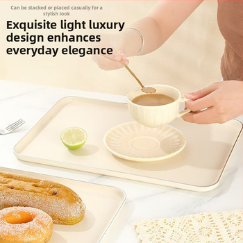 Šiaurietiško stiliaus stačiakampis plastikinis padėklas vaisiams ir arbatiniams puodeliams