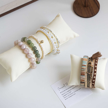 Дисплей за гривни от фланел, еднослойна поставка за бижута с фланелова обвивка, лято 2024